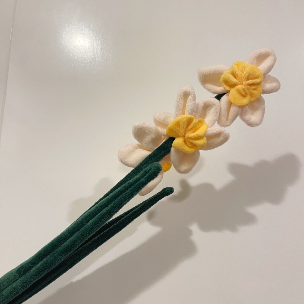 CJ Hendry Flower Shop daffodil bloom